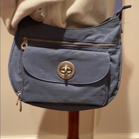 Baggallini crossbody bag - Picture 2 of 7